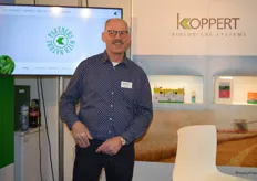Koppert Biological Systems stond voor het eerst sinds jaren weer eens op de Bio-beurs. Age Tanja vertelde dat Koppert meer bekendheid in de agri-sector wil verwerven. "We hebben onder meer een flinke doorstart gegeven in de vollegrondsgroente."